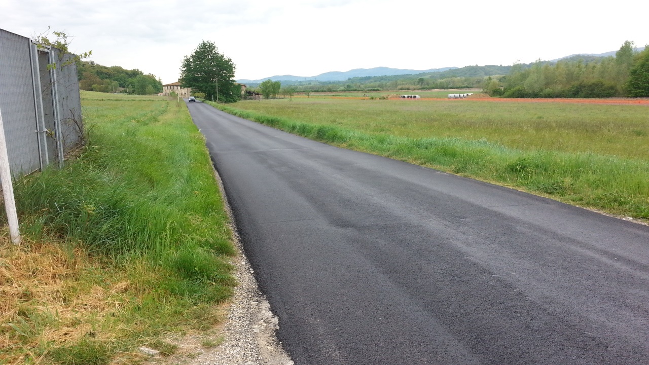 Via degli Ubini, parte la nuova asfaltatura
