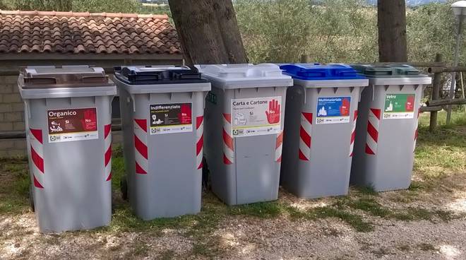 Rifiuti: Ritiro regolare in occasione dell'Epifania