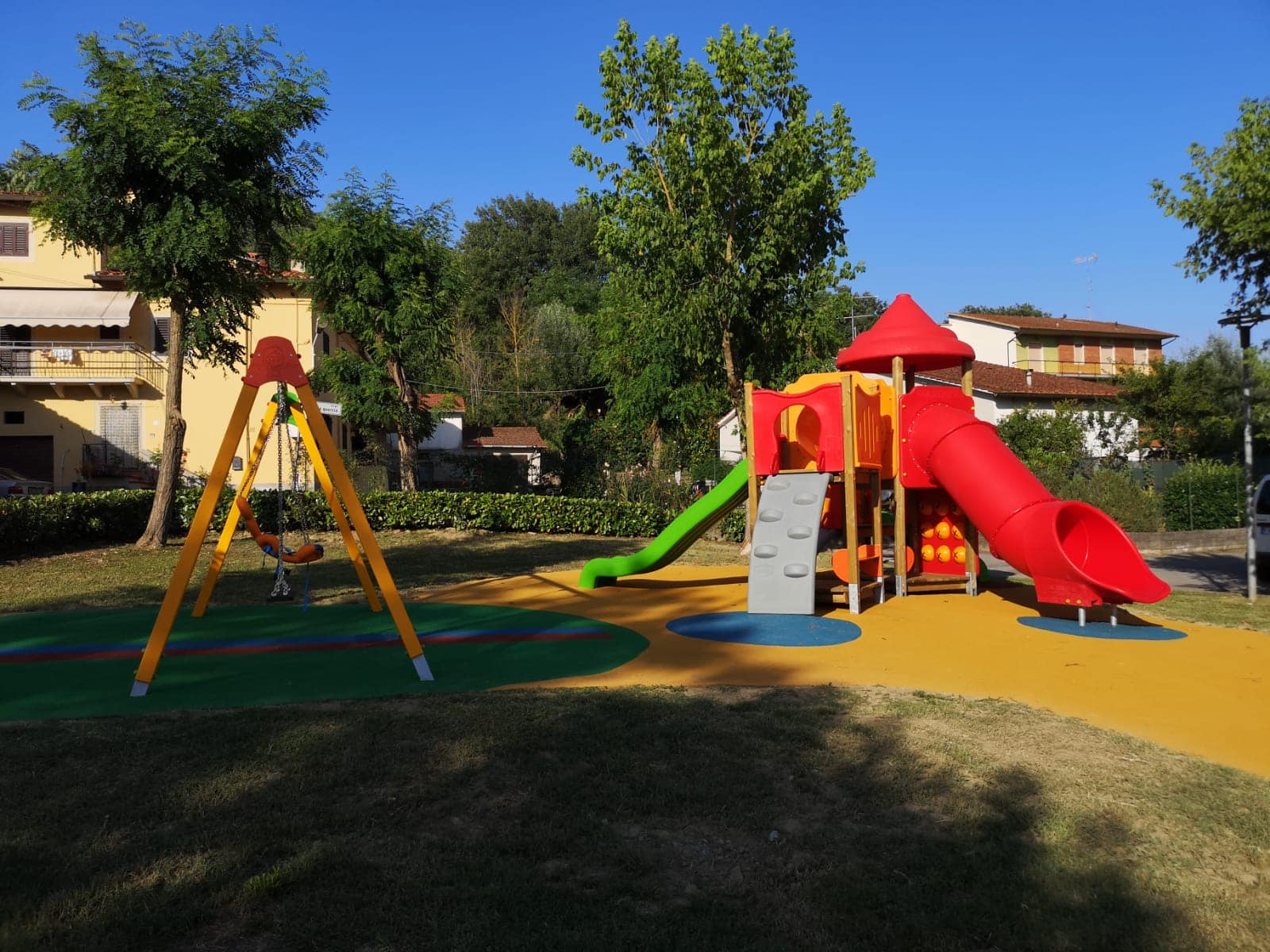 I parchi e i giardini restano aperti. Intensificati i controlli delle Forze dell’ordine per evitare violazioni alle norme anti-contagio