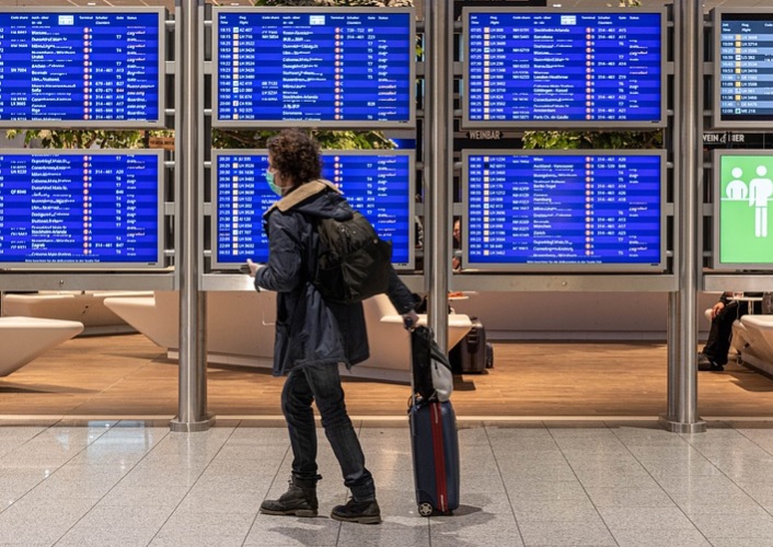 Pasqua e viaggi all'Estero, le regole anti-Covid per i viaggiatori UE